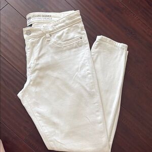 GAP White Jeggings for Everyday Comfort